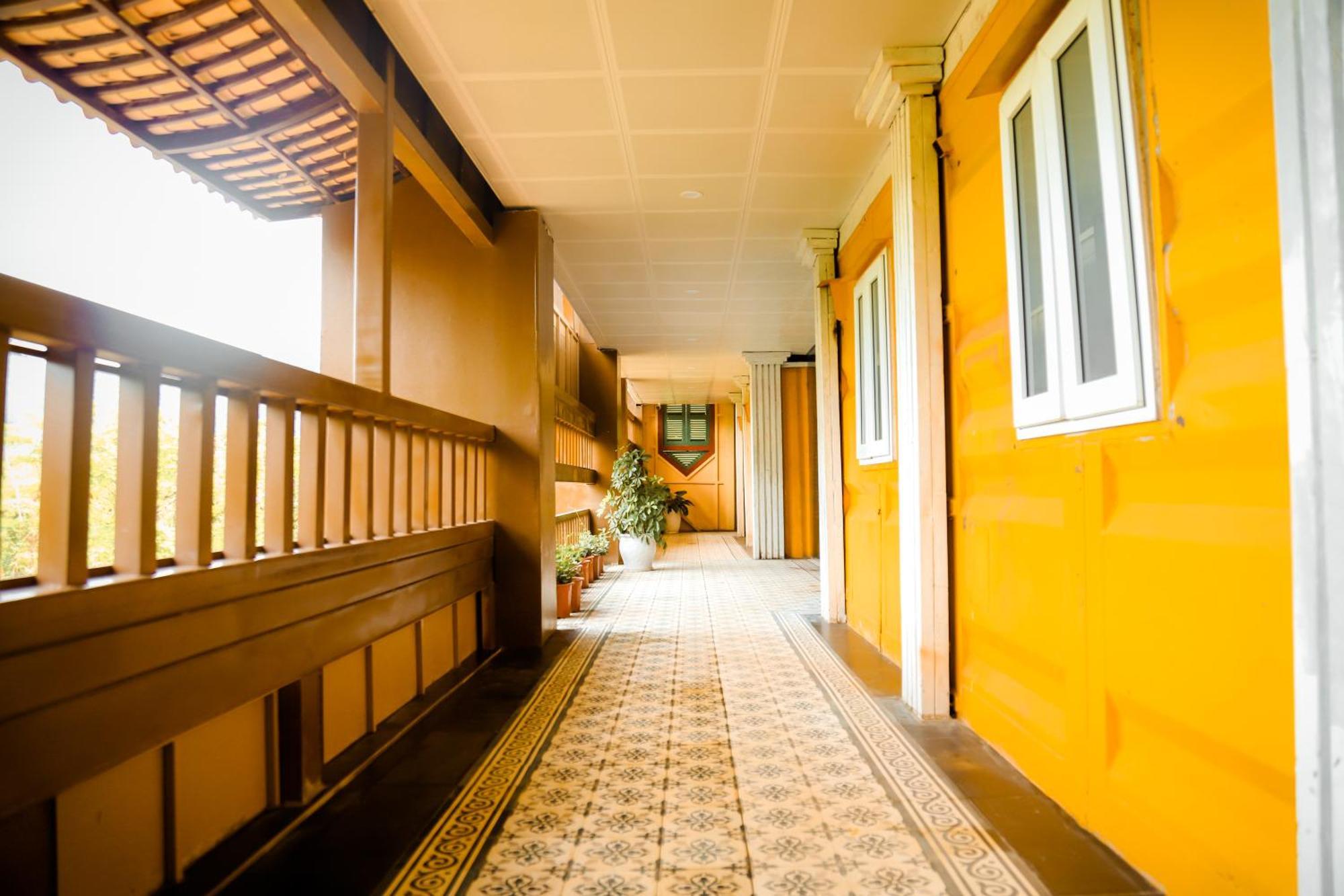 Meddom Park Hotel Cao Phong Exterior photo