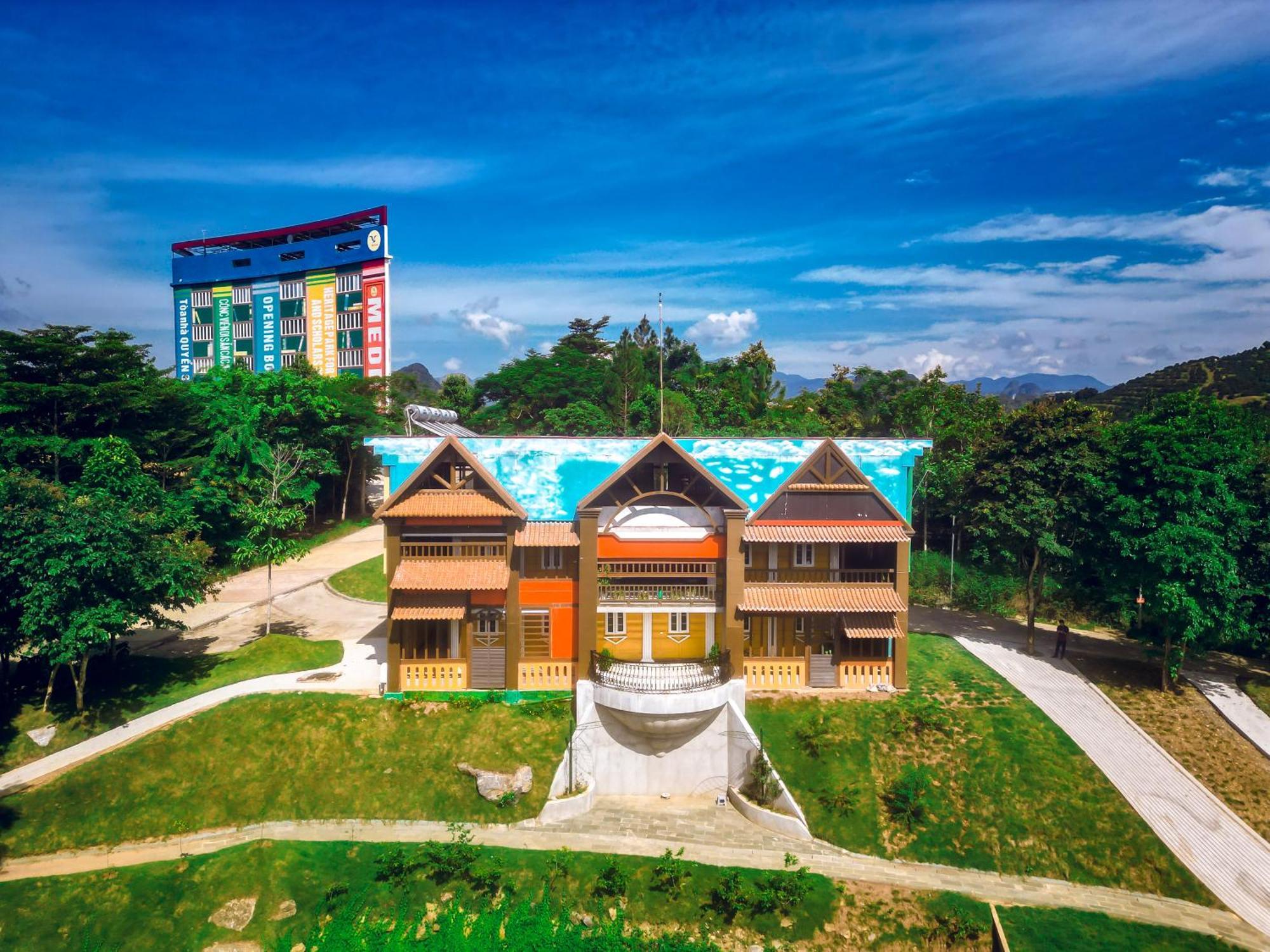 Meddom Park Hotel Cao Phong Exterior photo
