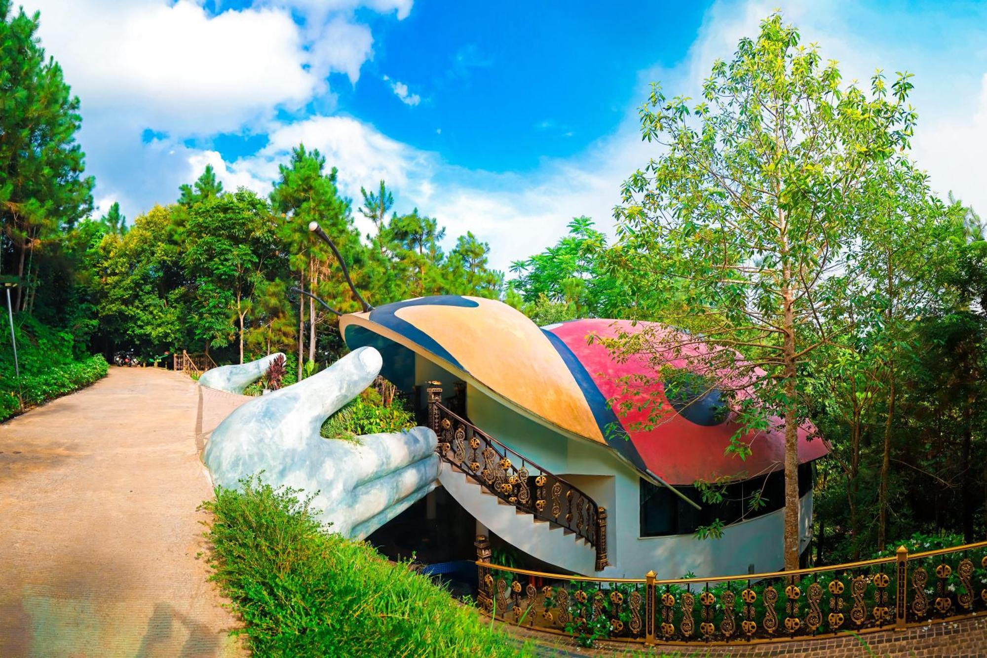 Meddom Park Hotel Cao Phong Exterior photo